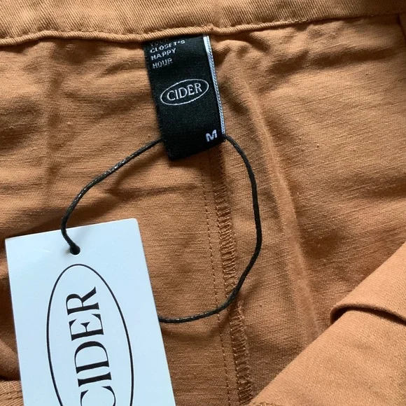 Cider Women's Tan Wide Leg Pants, Size Medium. - Picture 7 of 10
